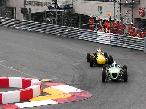 Circuito F1 Montecarlo - Gran Premio di Montecarlo corsa di auto storiche che gareggiano sullo stesso tracciato di Formula 1 width=