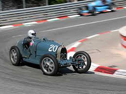 Monaco corse - Vettura d´epoca n.20 in gara per al Grand Prix Historique de Monaco 2012 - by Automania width=