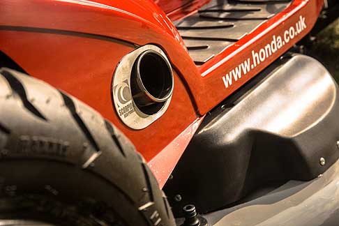 Honda HF 2620 Lawn Tractor - Honda HF-2620 tubi di scarico width=