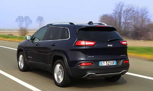 Jeep - Jeep Cherokee Limited Model Year 2014 posteriore vettura width=