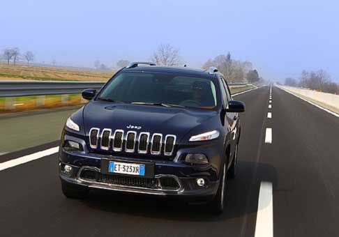 Jeep - Jeep Cherokee Limited MY 2014 è il Medium Sport Utility Vehicle del marchio Jeep width=
