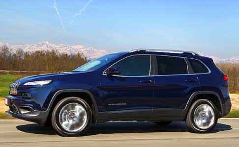 Jeep - Jeep Cherokee Limited MY 2014 su strada vista laterale width=