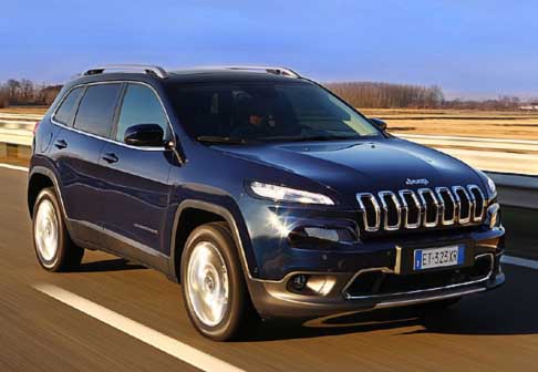 Jeep - Jeep Cherokee Limited MY 2014 si è evoluta in una suv completamente nuova  width=