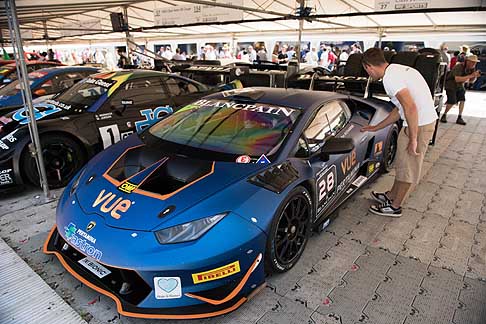 Cronoscalata di auto storiche - Lamborghini Huracan Super Trofeo 2015 a Goodwood Festival of Speed 2015 width=