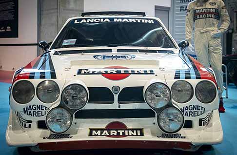 Automotoretrò - AutoMotoRetrò presso Fiere di Parma evento del motorismo d´Epoca con la Lancia Delta integrale con livrea Martini. Manifestazione che apre al pubblico il 7-8 Marzo 2026, il 6 Marzo solo per operatori. Guarda le Foto!