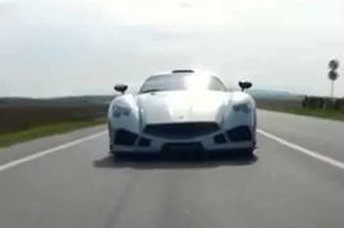 Mazzanti Automobili - Mazzanti Automobili Evantra 01 frontale della la sportivissima coupè a 2 posti width=