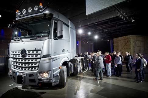 Mercedes-Benz - Mercedes-Benz Arocs SLR 4163 world premiere width=