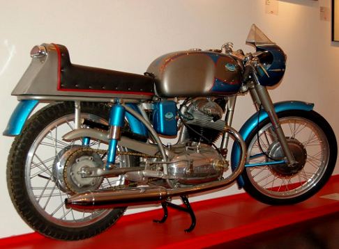 Museo Mogam - Moto Mondial 175 CC Monocilindrica 1952-1953 width=