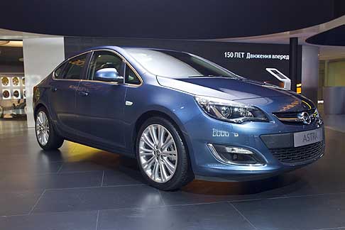 Opel - Anteprima mondiale della New Astra Sedan al MIAS Moscow International Automobile Salon 2012 width=