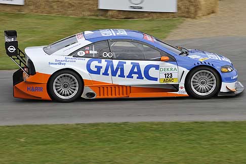 Cronoscalata di auto storiche - Opel Astra V8 Coupe a Goodwood Festival of Speed 2015 width=