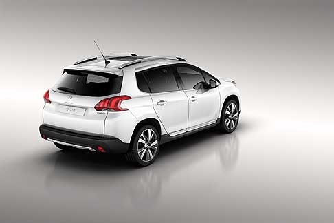 Peugeot - Peugeot 2008 crossover prime immagini posteriore vettura width=