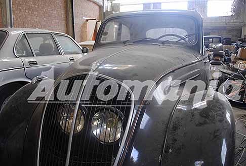 Scoperte Auto da sogno - Peugeot 202 del 1939 vclandra auto d´epoca, scoperta da Automania.it in un capannone conservata bene