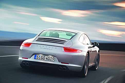 Porsche - Porsche 911 Carrera S prezzo d listino € 104.252,00 width=