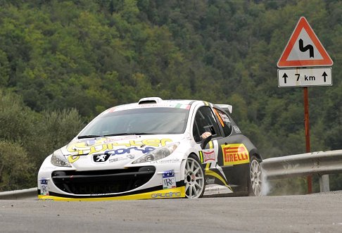 Peugeot racing - Rally IRC Sanremo 2012 con la Peugeot Racing car foto Max Bianchi width=