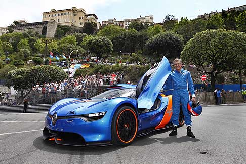 Renault - Renault Alpine A110-50 concept a Montecarlo con il pilota Carlos Tavares nel GP di Monaco 2012 width=