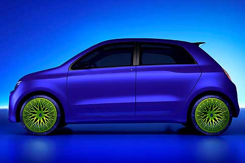 Renault - Renault Twin'Z Concept in collaborazione con il centro stile della Casa francese e il designer inglese Ross Lovegrove width=