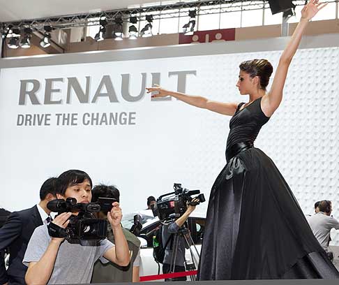 Renault - Stand Renault per la presentazione della Talisman Beijing Motor Show 2012 width=