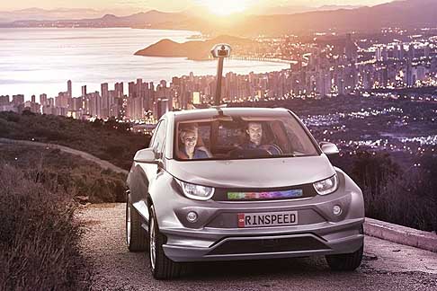 Rinspeed - Rinspeed Budii concept è equipaggiata con un sistema di infotainment intelligente e un sistema audio premium realizzato su misura da Harman Kardon width=