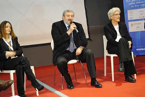 Smart City - Sindaco Michele Emiliamo intervento allo Smart City width=