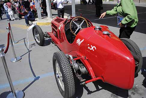 Fiat - Monoposto di Formula 1 Alfa Romeo Gran Premio tipo 158 “Alfetta” in mostra a Piazza Prefettura width=