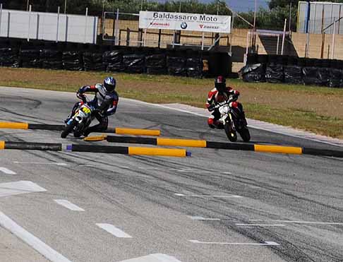 Preparativi Donne e Motori 2011 - Tutti in pista all´Autodromo del Levante di Binetto Bari width=