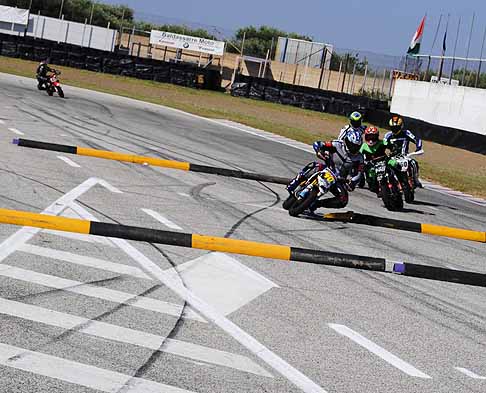 Moto - Moto in pista  width=
