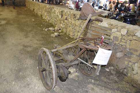 Ferragosto - Attrezzature per l´agricoltura antiche tradizioni width=