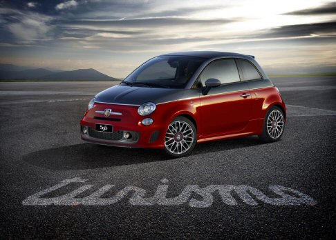 Abarth - Le quattro premiere si presentano per sottolineare l'unicità del brand nel panorama dell’automotive.  width=