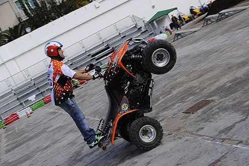 Ingresso Fiera - Acrobaatic Team Quad al Meditteranea Show Motors width=