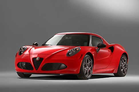Alfa Romeo - Alfa Romeo 4C con motore 4 cilindri 1750 Turbo Benzina width=