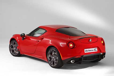 Alfa Romeo - Alfa Romeo 4C retortreno super sportiva width=