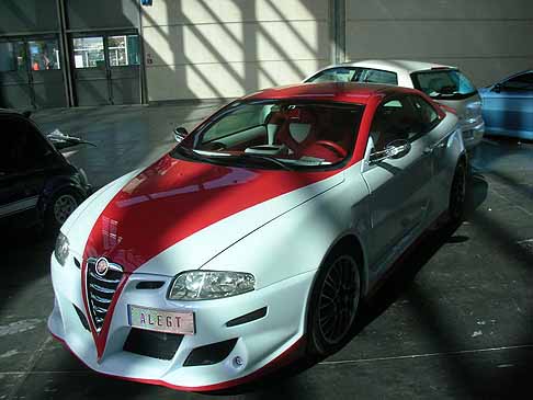 My Special Car - My Special Car Show Alfa Romeo Ale GT tuning rossa e bianca alla Fiera di Rimini width=