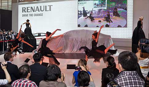Renault - Anteprima mondiale della Renault Talisman al Salone dell´auto di Pechino 2012 width=