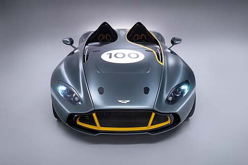 Aston Martin - Per quanto riguarda la propulsione ci si affida ad un motore V12 da 6.0 litri AM11 con potenza di 570 CV, abbinato ad un cambio manuale robotizzato a sei marce.  width=