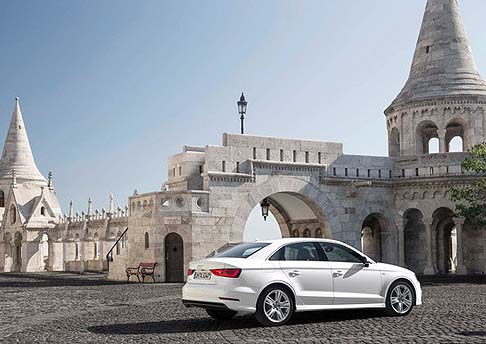 Audi - Per quanto riguarda il listino prezzi, questo è compreso tra i 29.700 euro della versione 1.4 TFSI con cambio automatico a doppia frizione S tronic fino a toccare quota 31.200 euro della 1.8 TFSI. width=