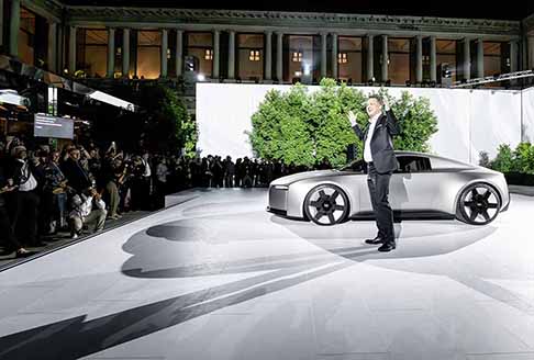 Audi - Audi Concept C presentata dal CEO Gernot Dollner. Non perdere le foto!