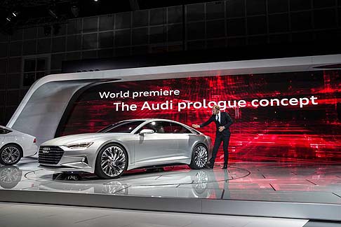 Audi - Con 5,10 m di lunghezza, 2,94 m di passo, 1,95 m di larghezza e 1,39 m di altezza, la Audi prologue è leggermente più corta e più bassa di una A8 di serie. width=