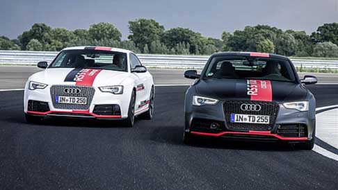Audi - Audi RS5 TDI elettrica Concept immagini su pista width=