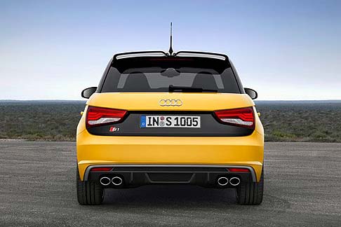 Audi - Come tutti i modelli appartenenti alla famiglia S, Audi S1 e S1 Sportback sono equipaggiate con la trazione integrale permanente quattro, che sfrutta una frizione idraulica multidisco piazzata al retrotreno. width=