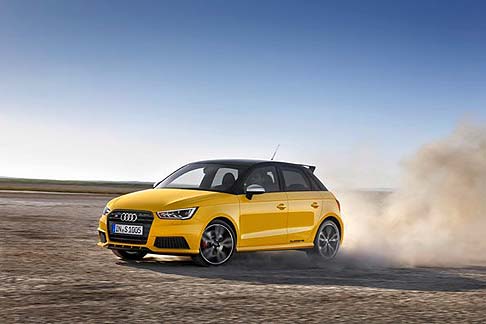 Audi - La gestione elettronica della trazione integrale è abbinata anche al differenziale elettronico che gestisce la funzione di torque vectoring.  width=