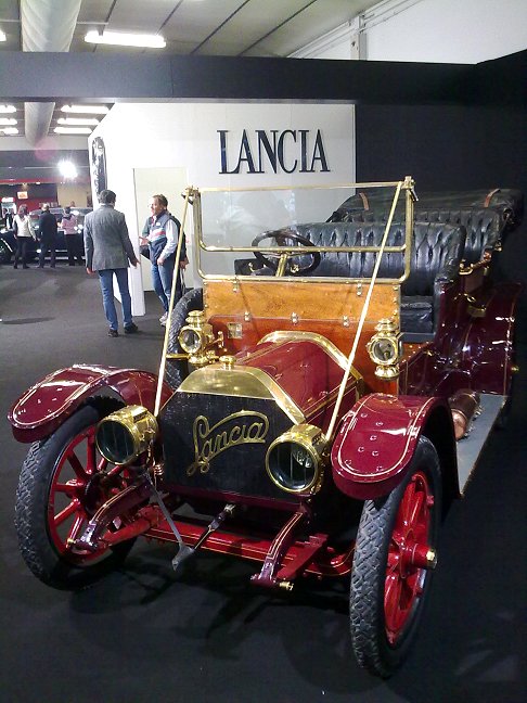 Lancia - Auto d´epoca Lancia alla Fiera di Padova 2011 width=