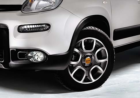 Fiat - Per il lancio commerciale basterà attendere la fine del 2013 con l’offerta in catalogo dei motori 0.9 TwinAir Turbo da 85 CV e il diesel 1.3 Multijet II da 75 CV, entrambi dotati di sistema Start&Stop. width=