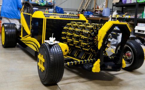 Super Awesome Micro Project  - Auto realizzata con i giocatto Lego denominata SAMP width=