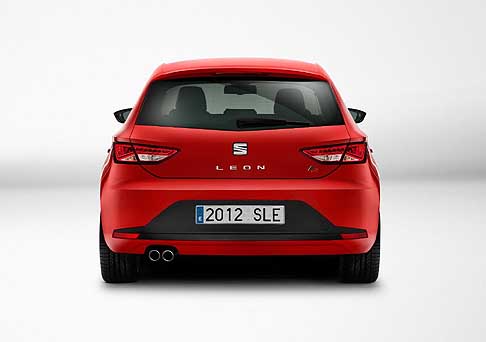 Seat - Nuova Seat Leon 2012 red retrovettura width=