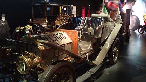 Auto Storica - Auto storica Itala 3545 del 1907 al Museo dell´auto di Torino width=