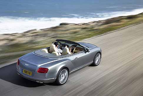 Bentley - Bentley Continental GTC luxury car sarà presente al Salone di Francoforte width=