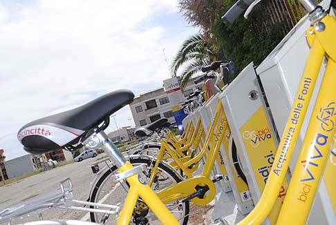 Bike - Bike Shating nelle vicinanze dell´asilo nido ad Acquaviva delle Fonti - Bari width=