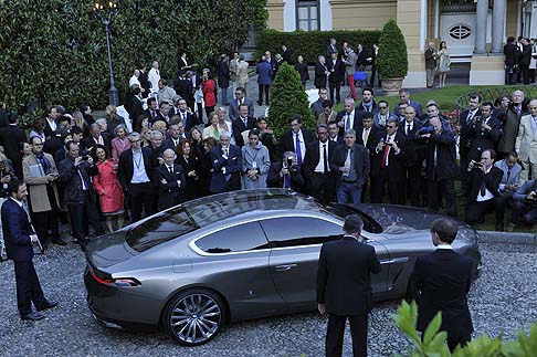 BMW - One-off dal carattere unico, la vettura reinterpreta secondo la visione di Pininfarina una coupé tipica del marchio BMW. I due team hanno dato vita ad un’auto dalla personalità originale, pronta a fare il suo ingresso nel parterre delle auto di lusso. width=
