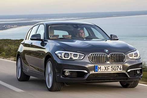BMW - BMW Serie 1 dotato di nuovo sistema di navigazione Professional includono, che include l´aggiornamento automatico, per i primi tre anni dopo l´immatricolazione width=