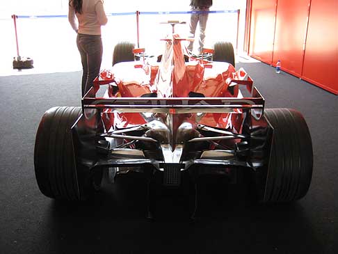 Ferrari - Trofeo Lorenzo Bandini 2012 - foto archivio box Imola Ferrari del 2008 width=